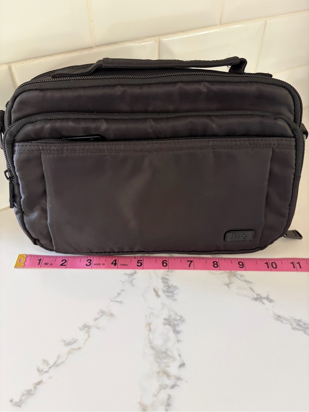 NWOT Lug SCOOP Midnight Black Crossbody Organizer Bag Travel Everyday RFID - Picture 3 of 16